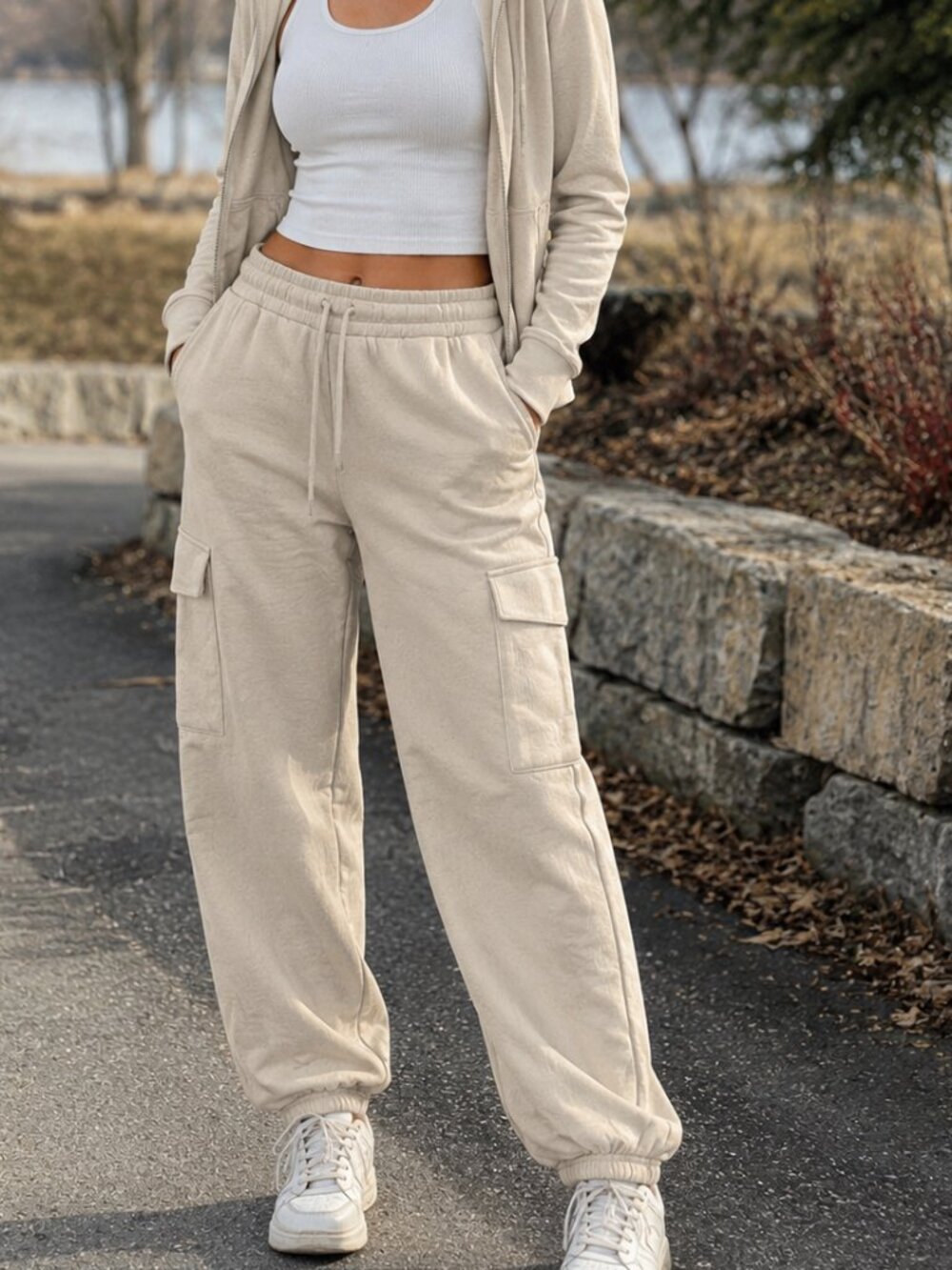 Refuge Athletics Cargo Jogger Sweatpants Beige Tan Size M Athleisure